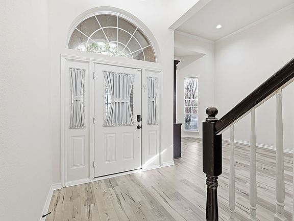 4th image of 5009 Promise Land Dr