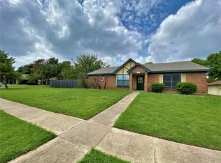 7801 Roberta Dr, Plano, TX 75025