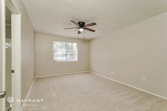 3806 Beacon Dr — Photo 7