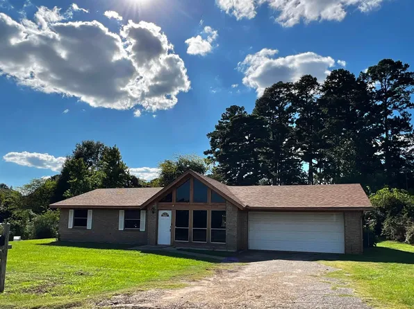 209 County Road 2863, Hughes Springs, TX 75656