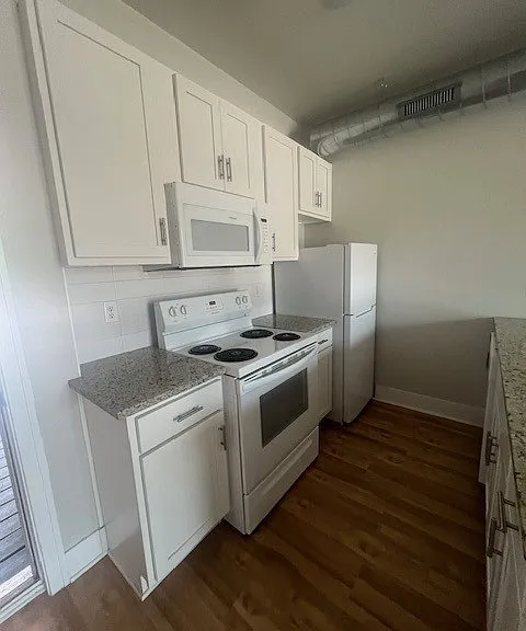 R.O.C. Apartments — Photo 99