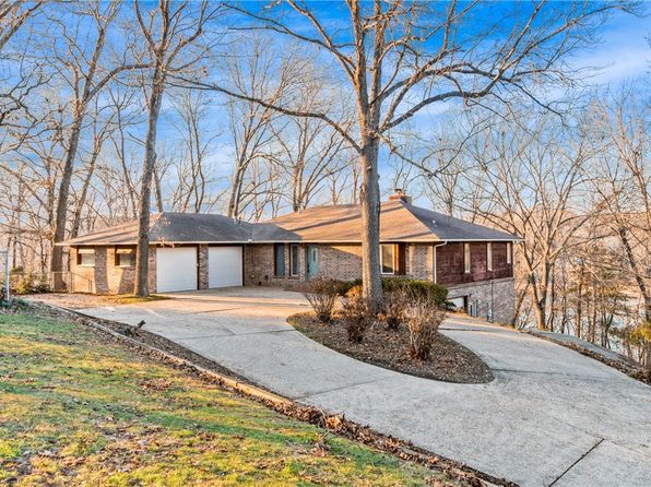 9641 Brittany Ln, Rogers, AR 72756
