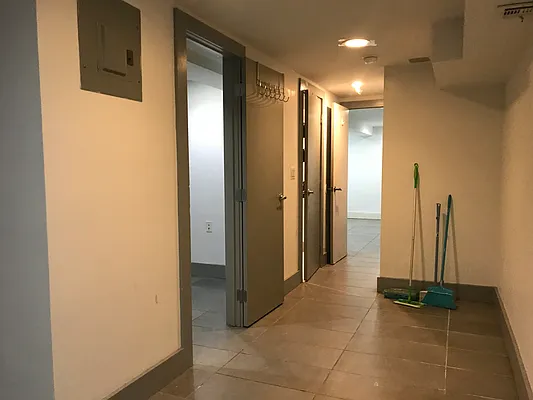 Rented by EXR | media 17