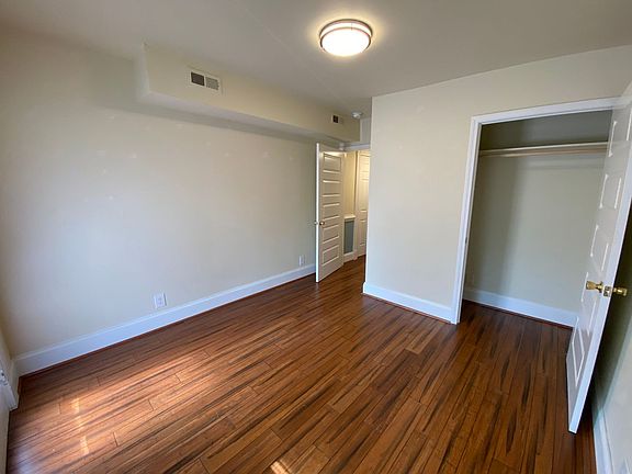 3rd image of 4 N Auburn Ave APT A