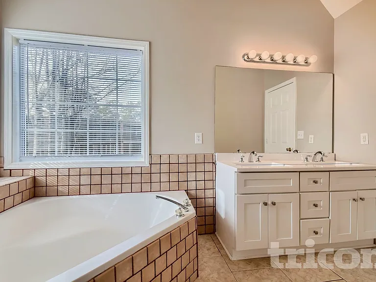 65 Bermuda Cir — Photo 11