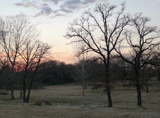 108 Rhoades St, Azle, TX 76020