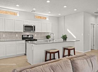 1664 Tierra Verde Loop NW, Los Lunas, NM 87031