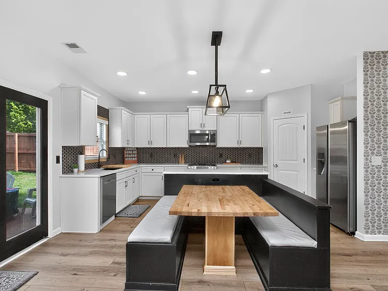 4000 Corey Ct — Photo 13