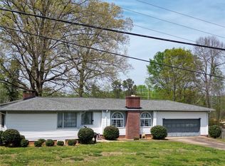 122 Cliffside Dr, Greer, SC 29651