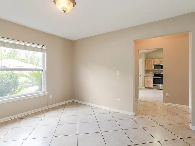 8137 Leafcrest Dr — Photo 8