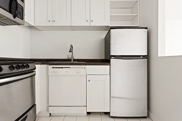 Rented by Compass | media 12