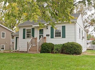 4031 70th St, Urbandale, IA 50322