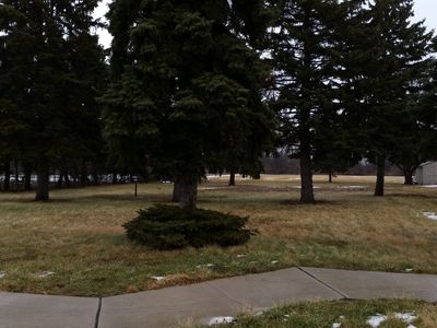 26595 Allen Rd, Woodhaven, MI, 48183