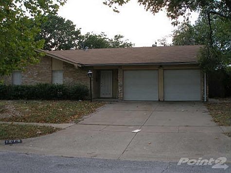 1st image of 1215 Candlelight Ave