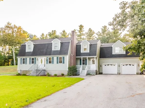 60 Kings Field Rd, Dracut, MA 01826