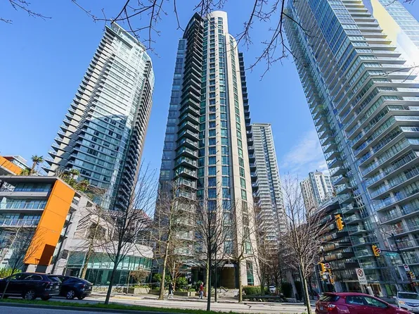 501 Pacific St #3202, Vancouver, BC V6Z 2X6