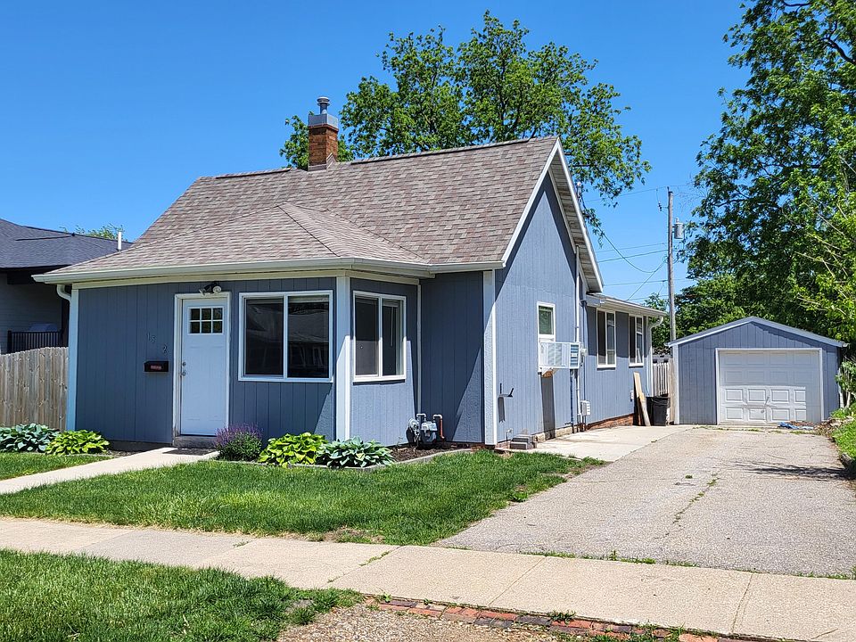 1st image of 1522 Benton St