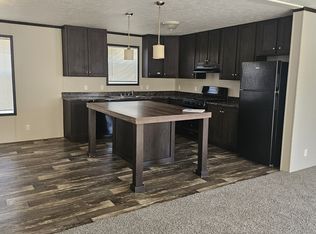 427 Pineapple St, Westland, MI 48186