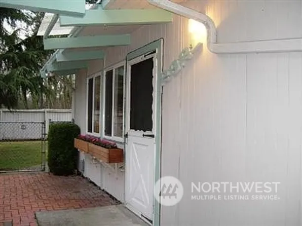 2321 Lexington Street, Steilacoom, WA 98388