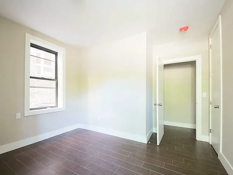 213 Wainwright St #303A — Photo 3
