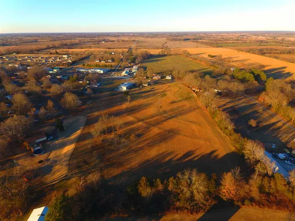 1003 W Church St, Alamo, TN 38001