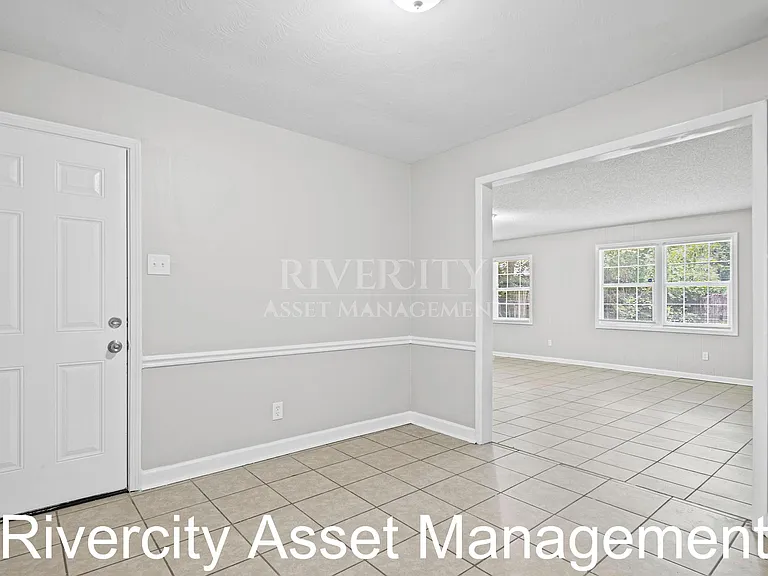 4828 Knight Arnold Rd — Photo 10