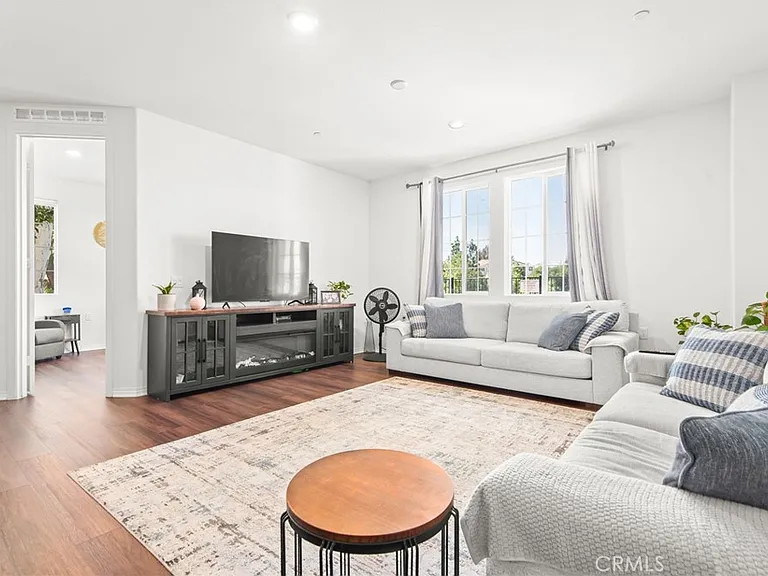 15922 Lasselle St #1 — Photo 11
