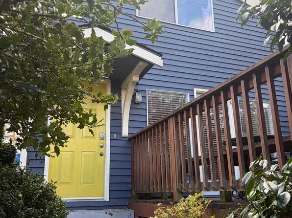 27 W Etruria St #1, Seattle, WA 98119