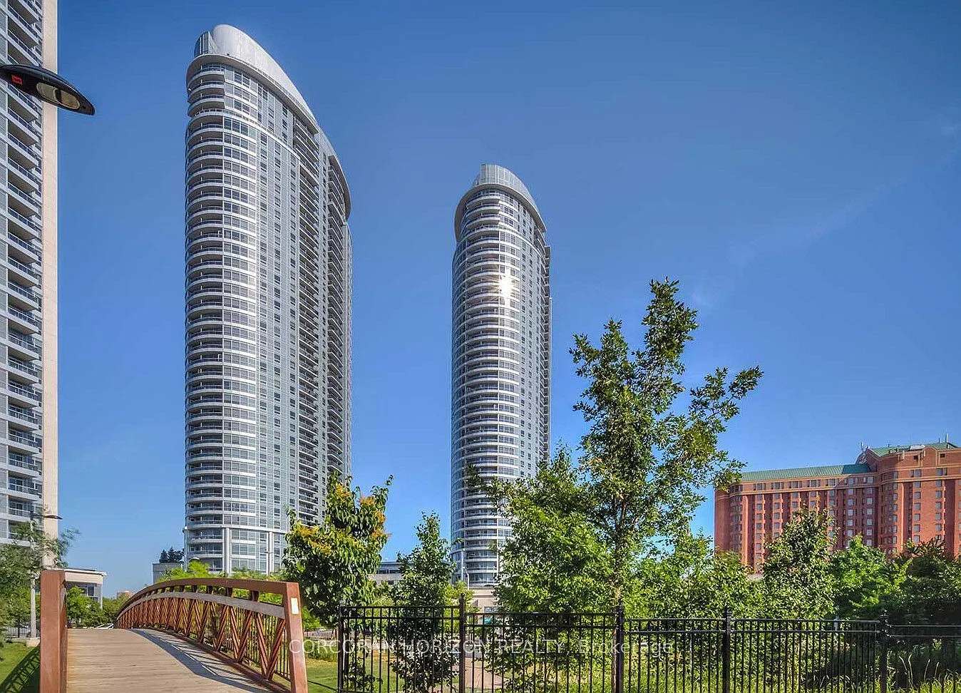 2 bed, $2,099 — Photo 1