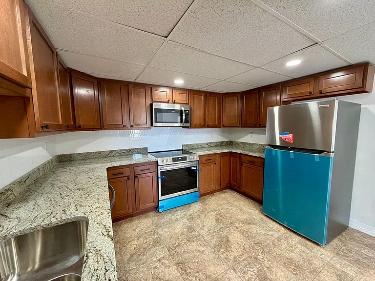 605 Cobble Creek Curv — Photo 13