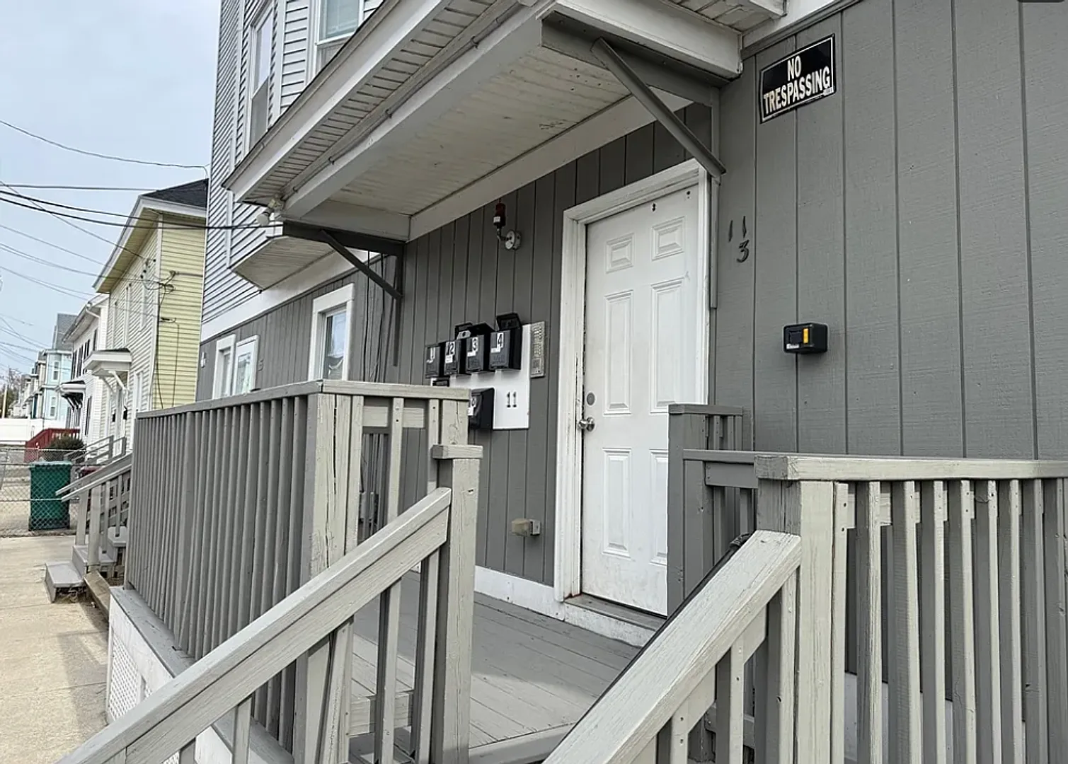 11-15 Lilley Avenue — Photo 2