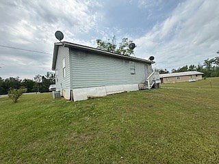 4th image of 4787 County Road 82