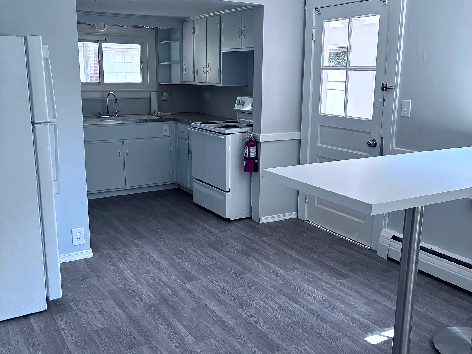 2 bed, $2,000 — Photo 2