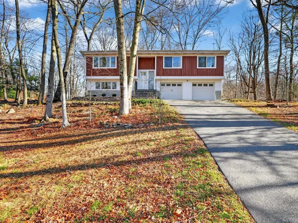 2802 Deer Street, Mohegan Lake, NY 10547