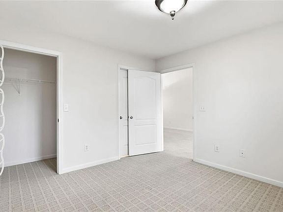 5th image of 6 Brittany Ct #24