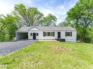 1703 Breda Dr, Knoxville, TN 37918