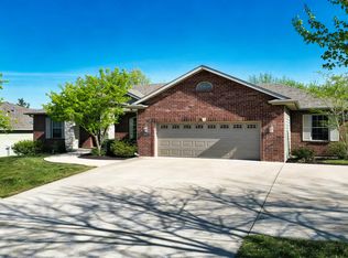 404 Stallworth Ct, Columbia, MO 65203
