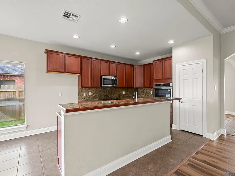 41206 Colonial Dr — Photo 11