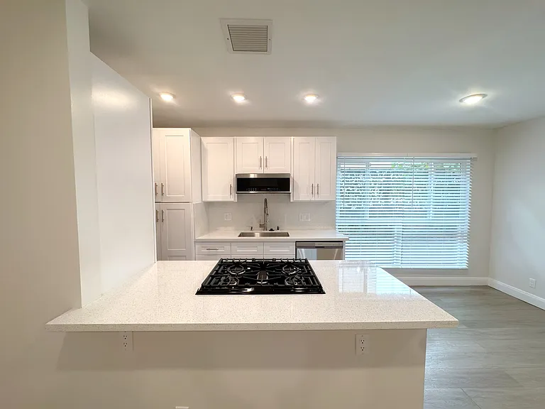 4110 Inglewood Blvd #4 — Photo 8