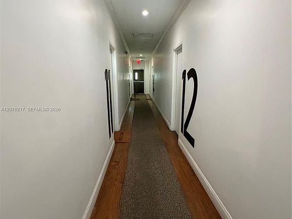 3rd image of 526 15th St APT 12
