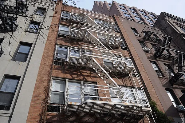 Rented by Sky Management | media 25