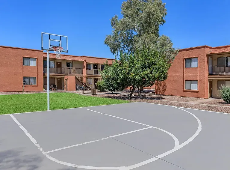Courtyard Apartments — Photo 7