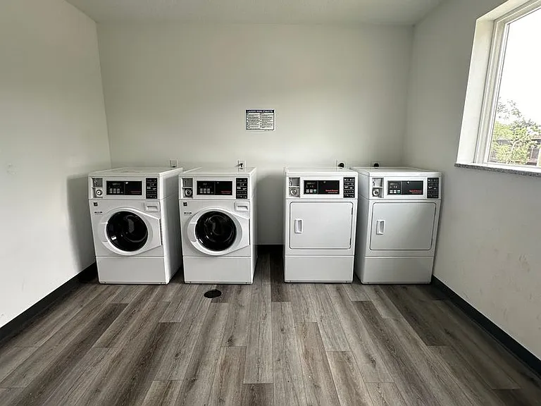 The Eastview — Photo 35