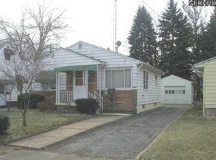 2792 Bock Ct SW, Warren, OH 44485