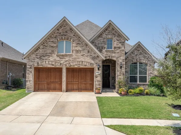 9028 Washington Ln, Lantana, TX 76226