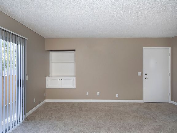 4th image of 1467 Elder Ave #M
