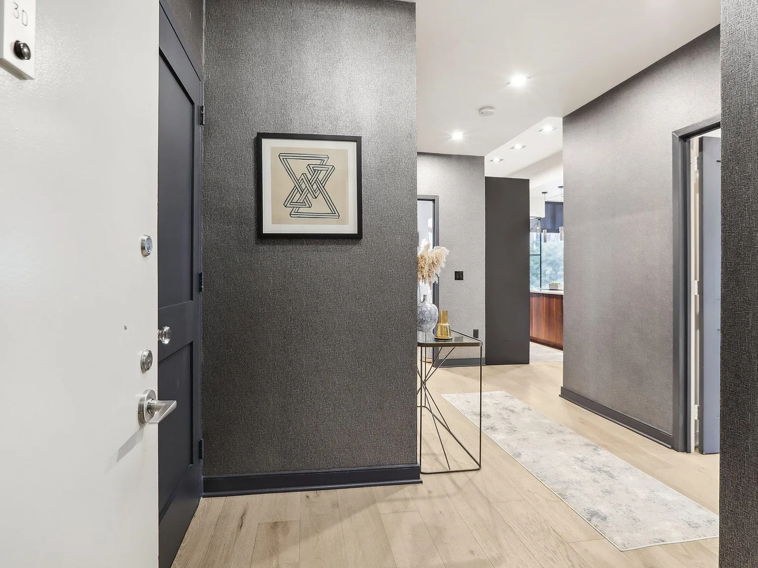 2 bed, 2.0 bath, 1305 sqft, $8,600 — Photo 2