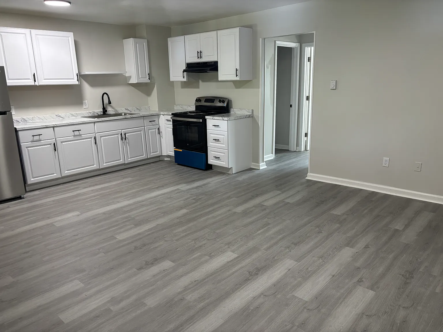 1 bed, $1,100 — Photo 2