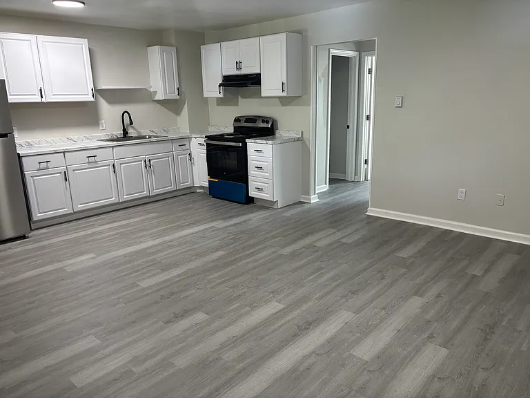 2-4 N Liberty Ave #3 — Photo 2