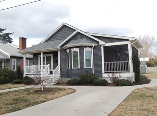 2 Bagwell Ave, Onancock, VA 23417